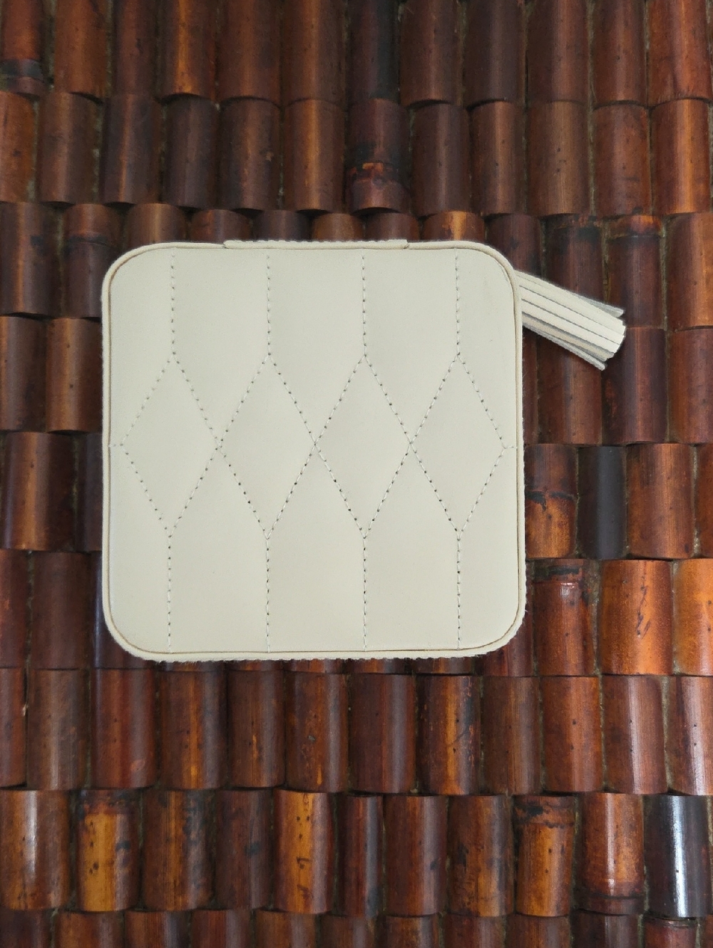 WOLF CAROLINE QUILTED LEATHER ZIP TRAVEL JEWELRY CASE IN IVORY
